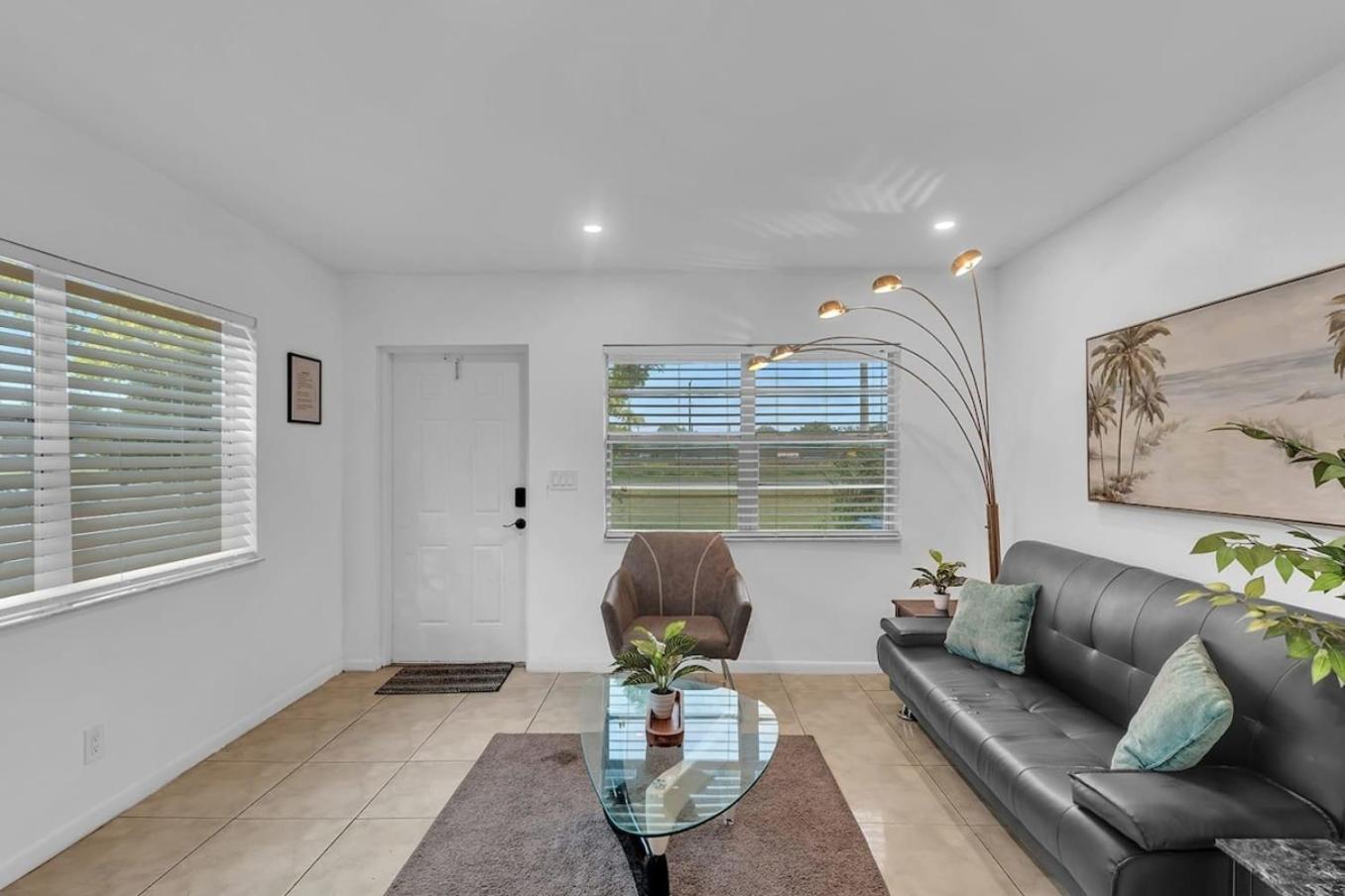 2 Bedroom House Minutes From Beach And Casino Db1 Dania Beach Extérieur photo